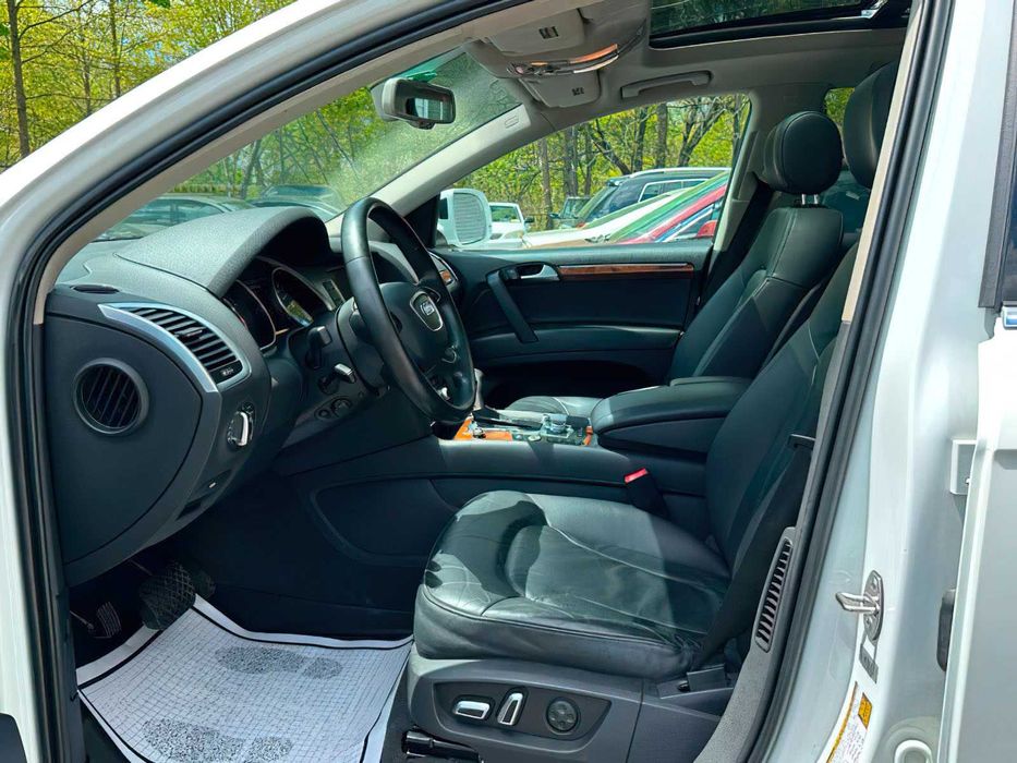 Audi Q7 quattro Premium Plus      2015