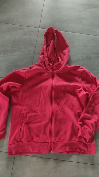 Czerwona malinoea bluza dresowa Adidas