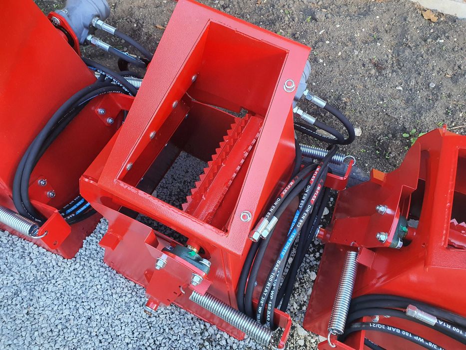 hydraulika podajnik hydrauliczny kosz do rębaka tarczowego DOWÓZ