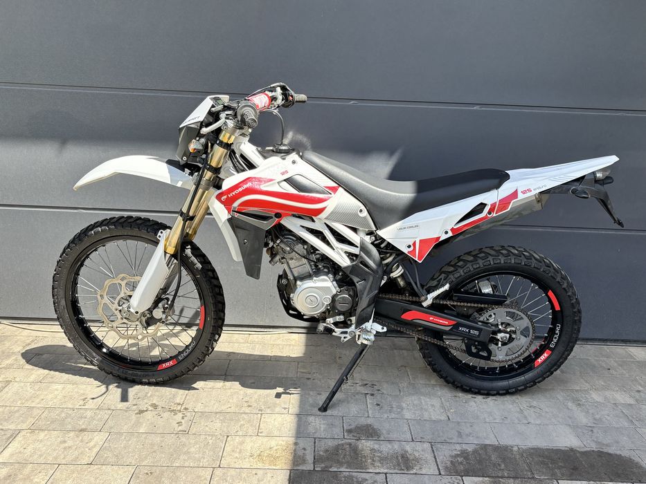 Hyosung XRX enduro 125  super stan