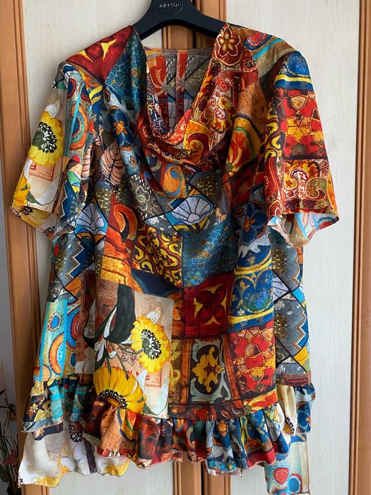 Jedwabna bluzka, koszulka, koszula we wzór