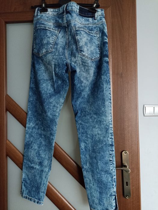 Spodnie Reserved r. 40