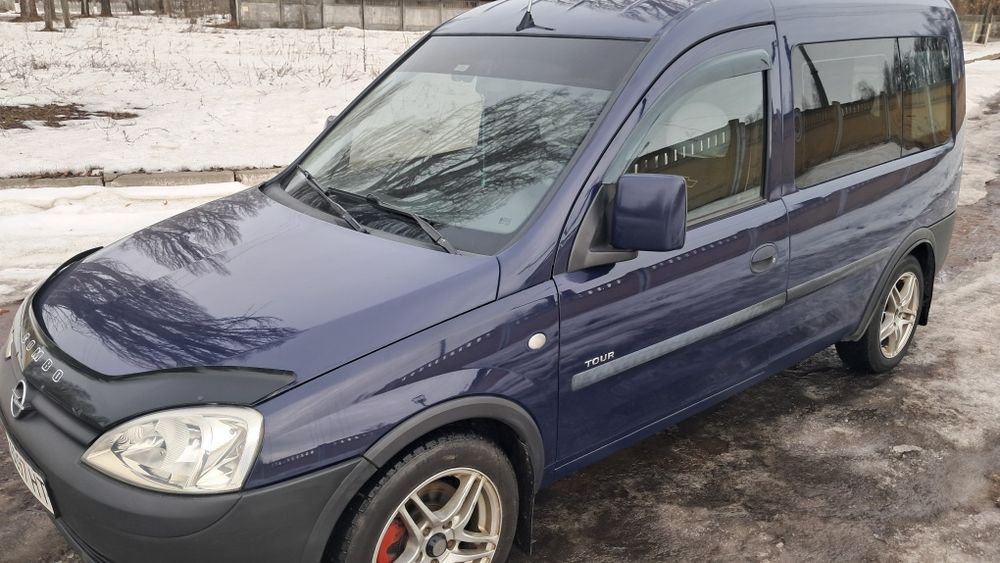 Продаю опель комбо 2005рік 1.7 дизель