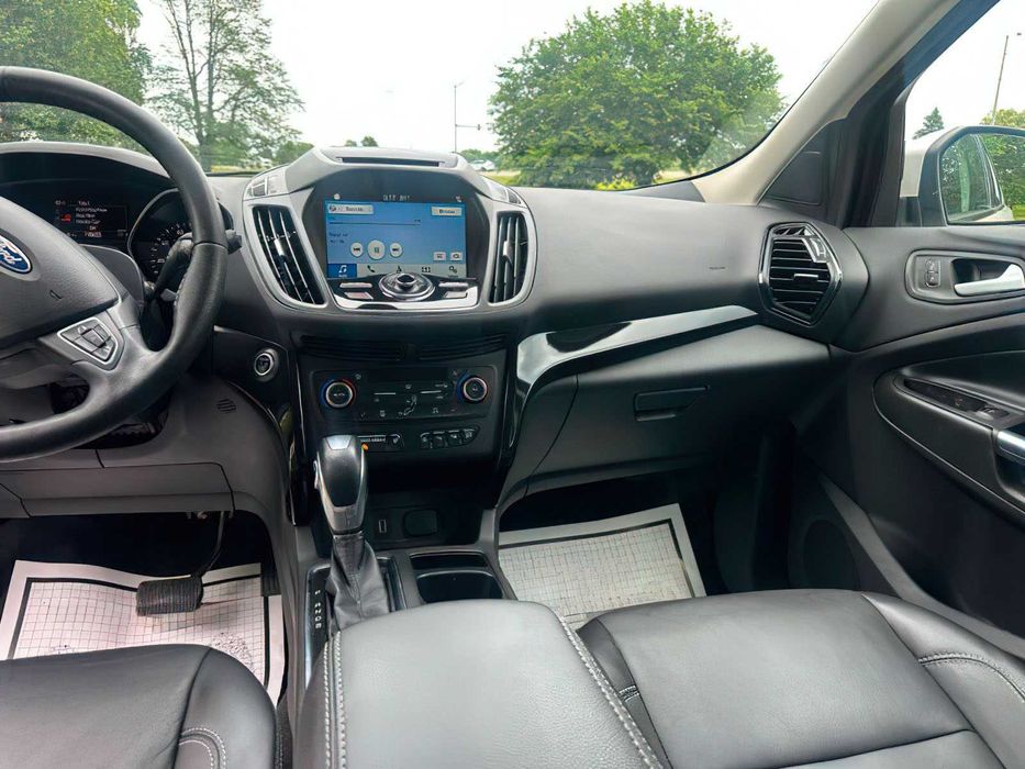 Ford Escape Titanium      2018