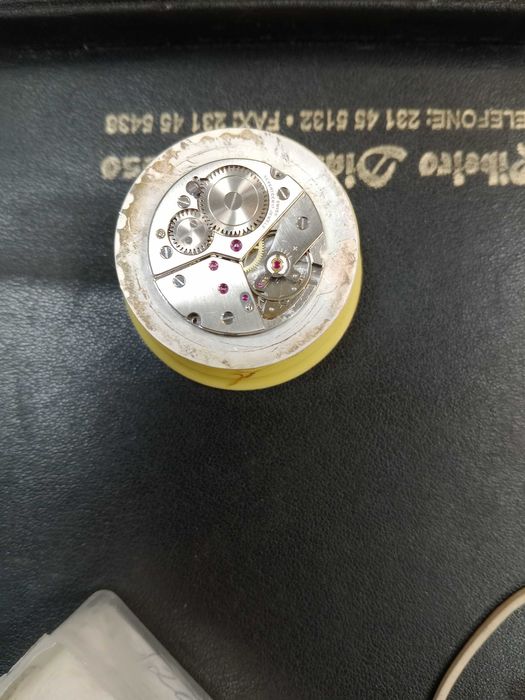 Motor e mostrador relógio de bolso antigo