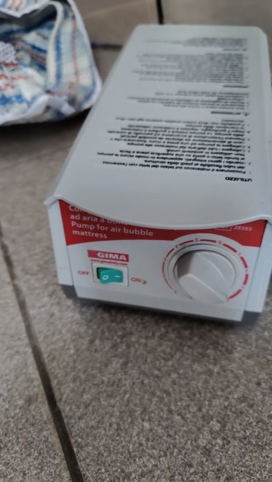 Sobrecolchão anti-escaras com compressor