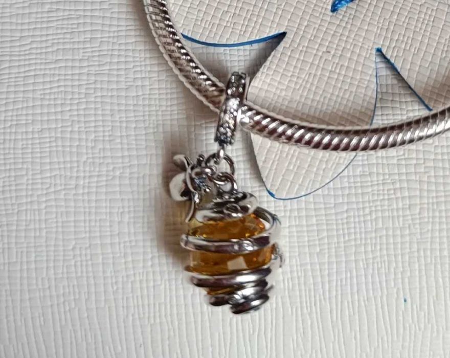 Bransoletka na zawieszki S925 + srebrny charms ul pszczółka miód GNOCE