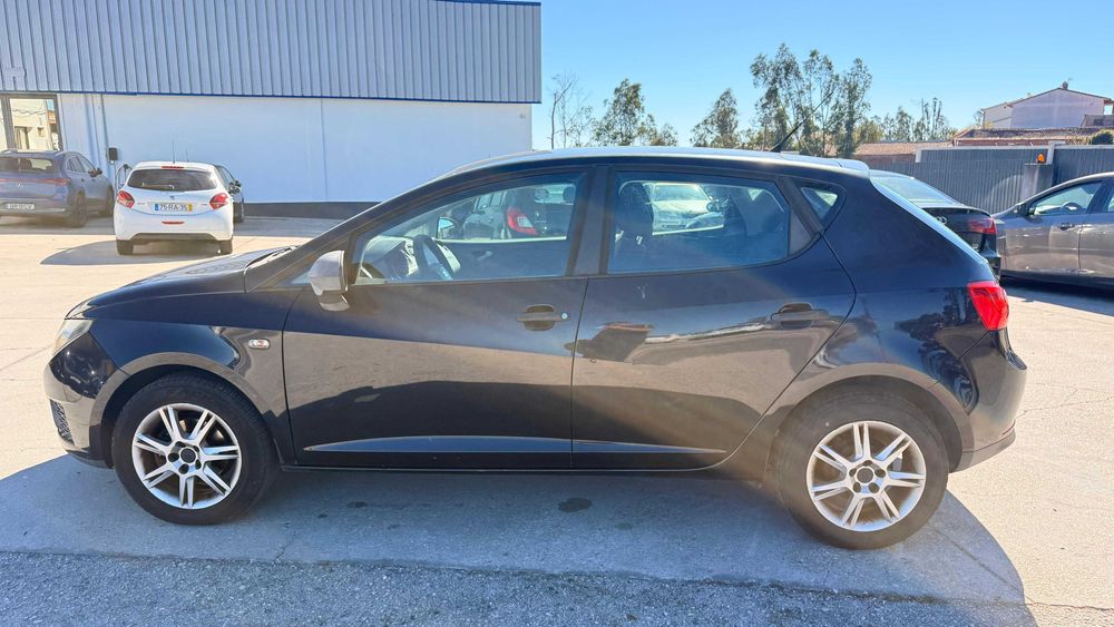 SEAT Ibiza IV Sportcoupe — photo 3