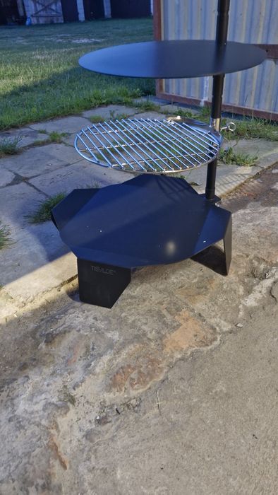 Grill na drewno ,nowy