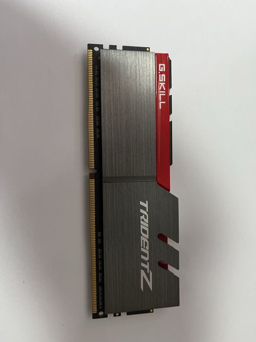 Pamięć RAM DDR4 G.SKILL 8 GB 3000 15