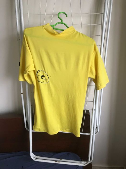 rip curl neopren  t-shirt verao L   e neopren polo inverno M