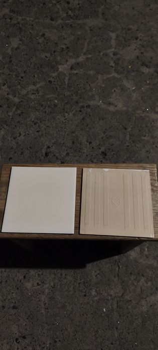 Продам плитку 15х15