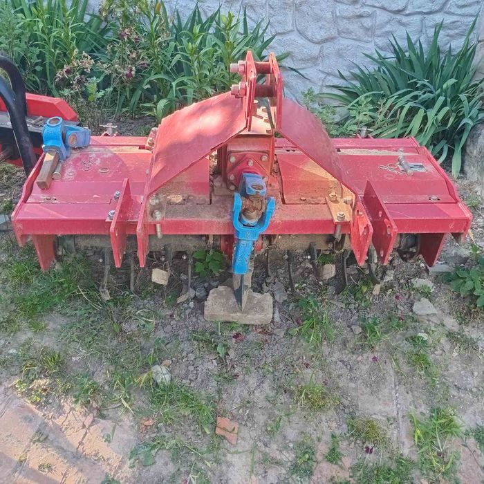 Фреза-1.30ширина  Косарка-1,10 ширина , деталі за номером телефону