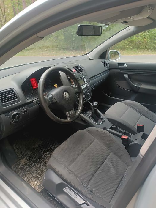 Volkswagen Golf 5 2.0tdi 170 koni