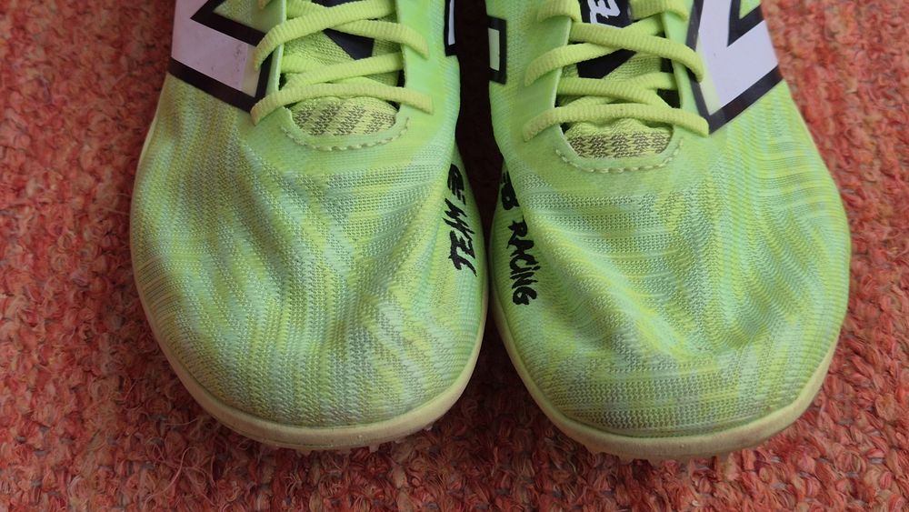 Ténis pista New Balance fuelcell