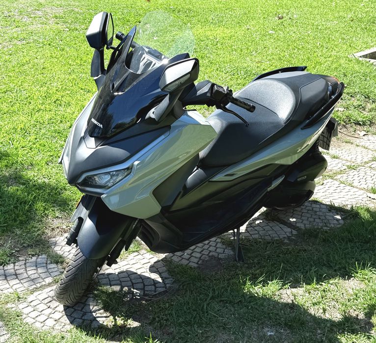 Honda Forza 125