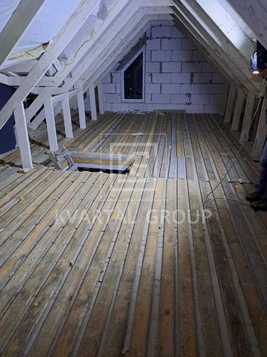 Продається дуплекс в Стоянці з готовими комунікаціями, ТОП локація!