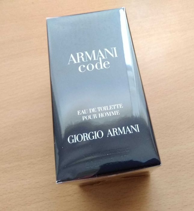 Armani Code зручно у дорогу