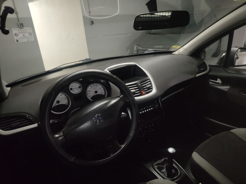 Peugeot 207 1.4 Hdi