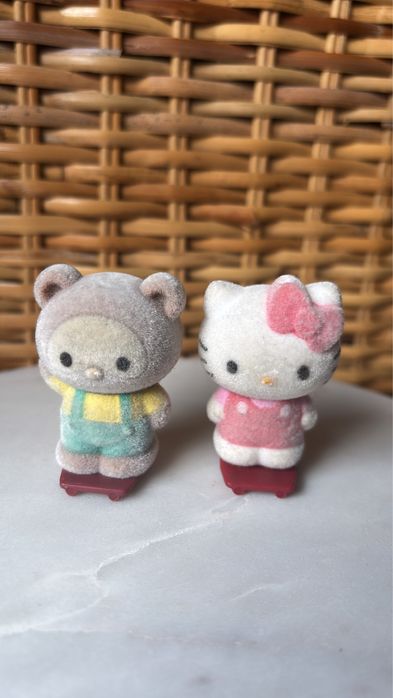 Dwie figurki vintage hello Kitty sanrio 1976