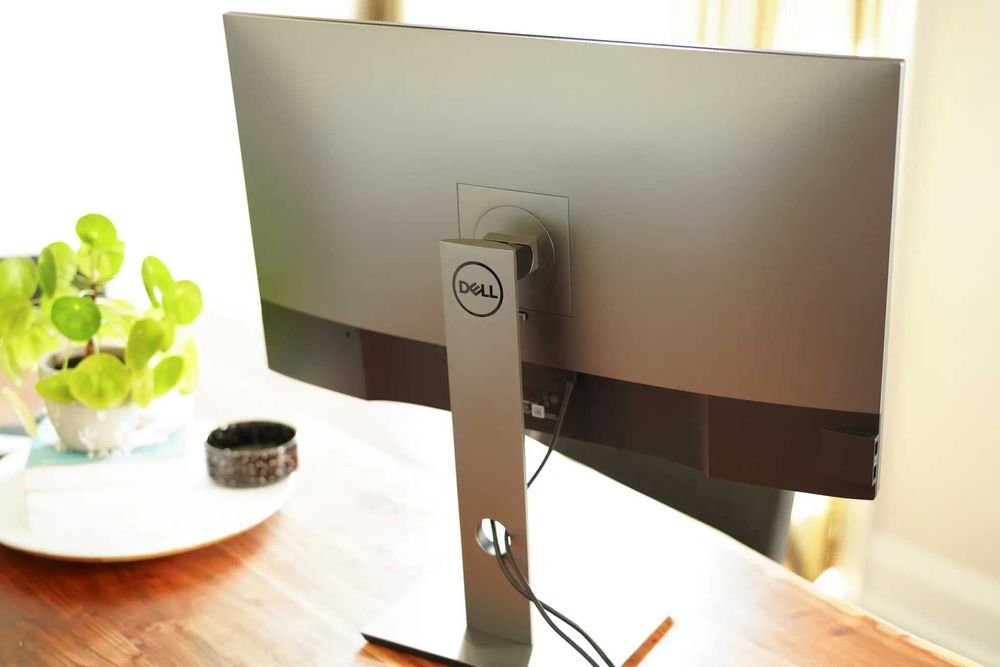 Dell U3219Q UltraSharp  32' - Nuovo - Garantia dell