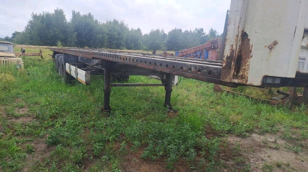 Полуприцеп Кроне під лісовоз потрібно зробити РОГи,обмін розстрочка