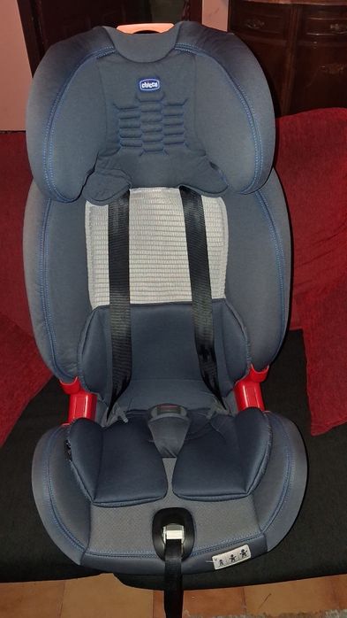 Cadeira Auto Chicco Akita Fix ISOFIX