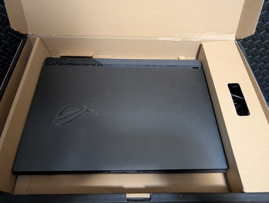 Ноутбук ASUS ROG Strix G17 (G713RC)