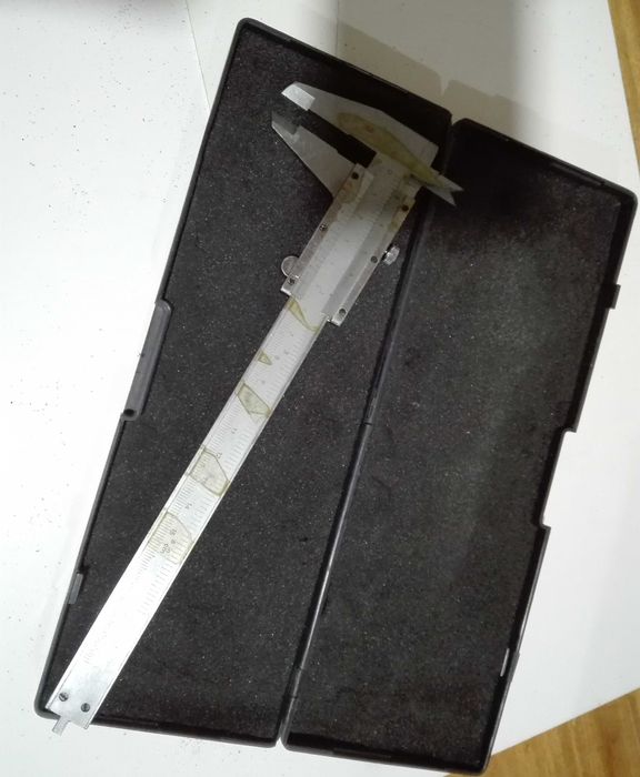 Laser Distance Meter/Tape Measure 5m - Caliper - Meters64354254647042124