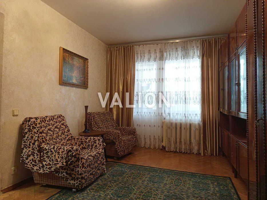 Продам 2-комн. квартиру, р-н Оболонь, пр. Оболонский 33а