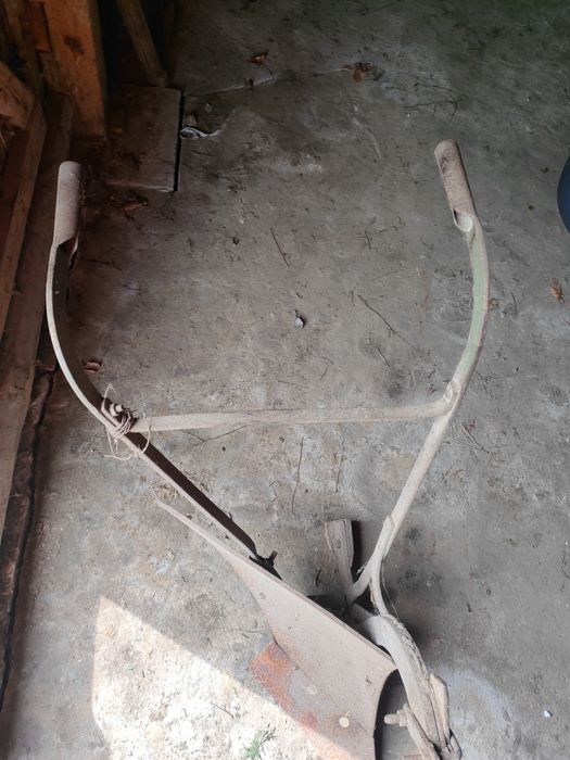 Pług konny 1-skibowy prawostronny