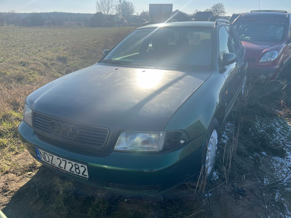 Części silnik,skrzynia,alternator rozrusznik Audi A4b5 rok 1997 1,6 8v