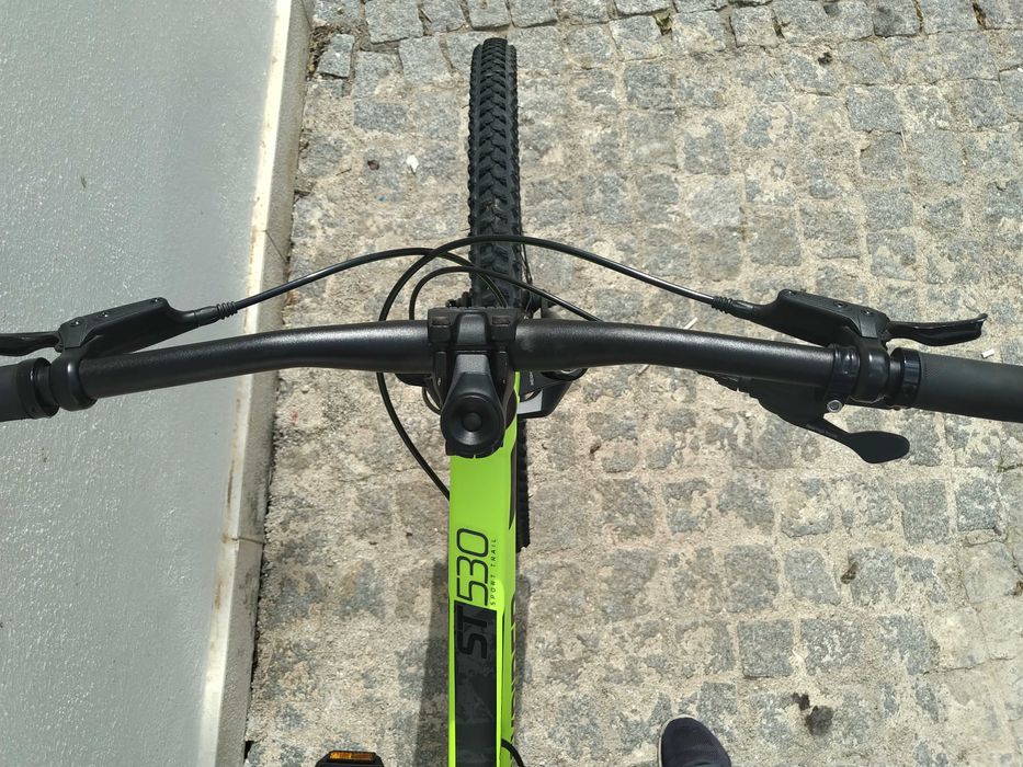 bicicleta BTT Decathlon Btwin Rockrider ST530