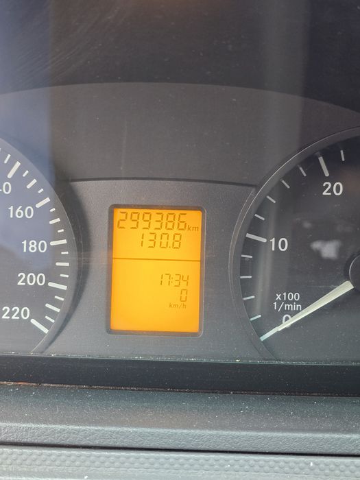 Mercedes benz W639