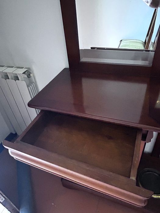 Móvel de entrada bengaleiro