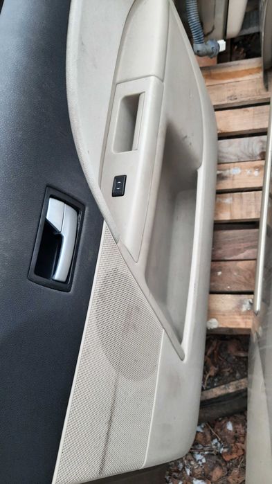 Lak. T0 drzwi prawe lub lewe Ford Mondeo mk3 kombi kompletne lak. TO