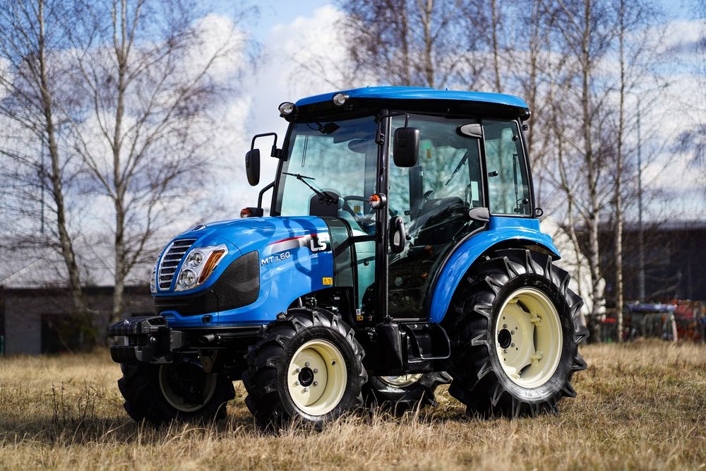 Importer poleca traktor LS Tractor MT3.60 MEC 4x4 - 57 KM z kabiną - ciągnik z gwarancją 5 lat