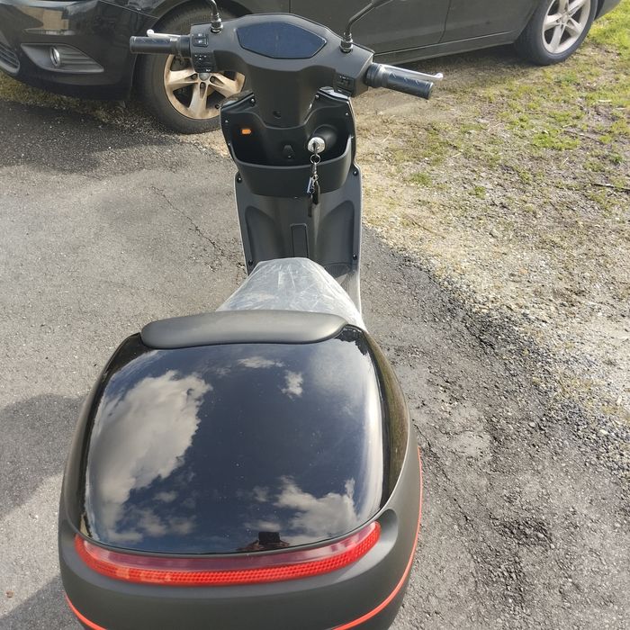 Scooter voutrish Azores X1