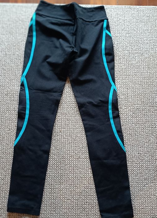 Roupa de desporto e fato banho