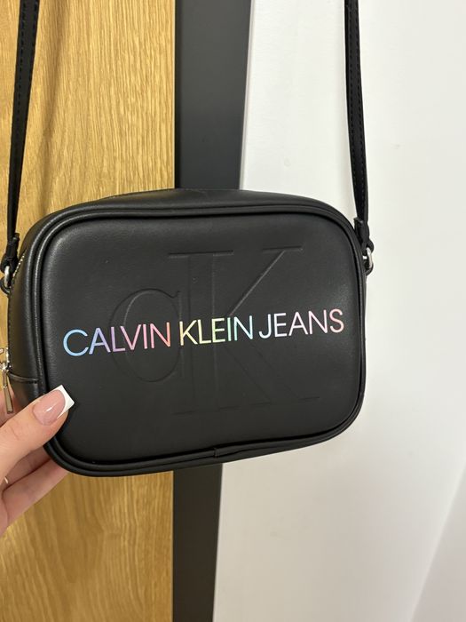 Listonosza Calvin Klein