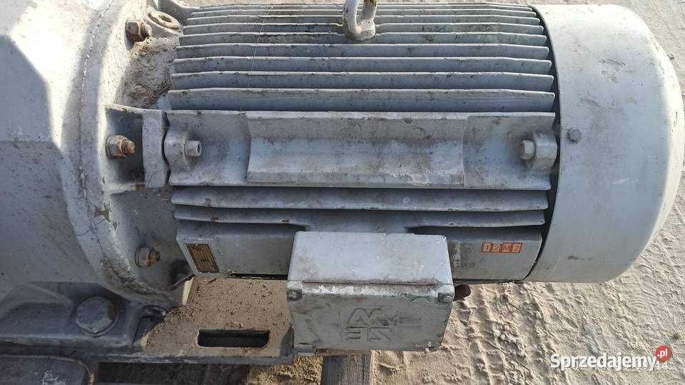 motoreduktor przekładnia SEW-EURODRIVE 45kW 1400/110 LIGNUM