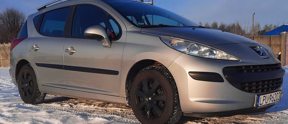 Peugeot 207 SW, 1.4 benzyna zwykły silnik, kombi, panoramiczny dach