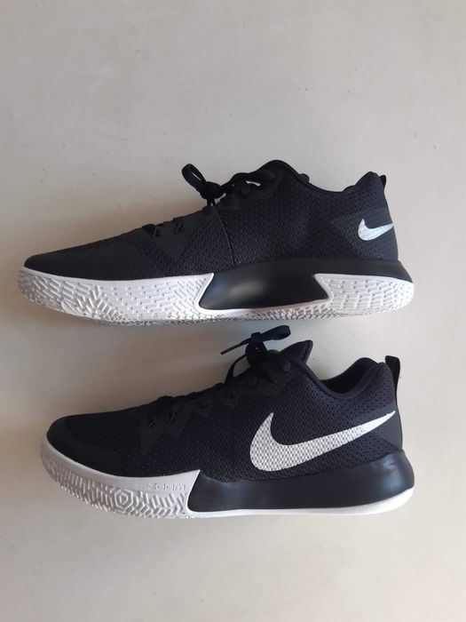 Sapatilhas basquetebol Nike Zoom Live II Novas, 47,5