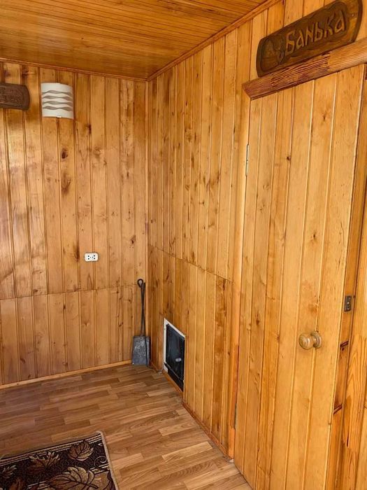 Продаж земельної ділянки з будинком в Чернігівській обл., с. Клочків