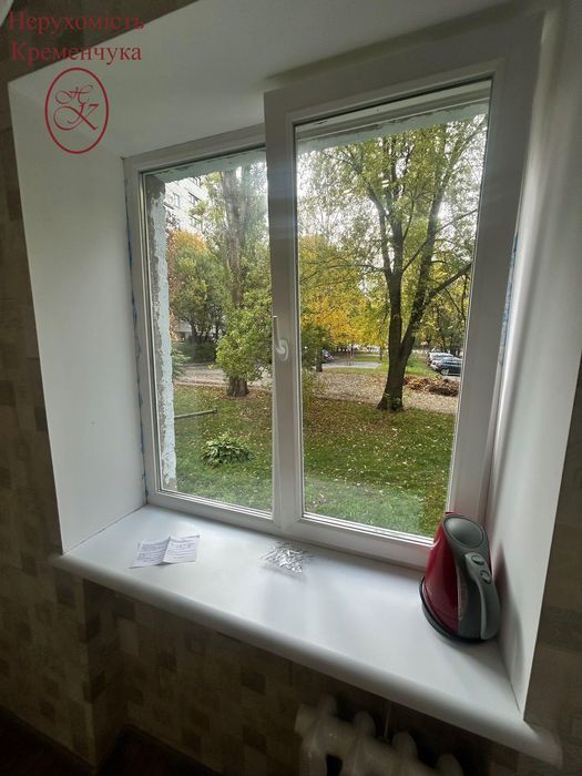 Продам 1 кімнатну квартиру на Молодіжному