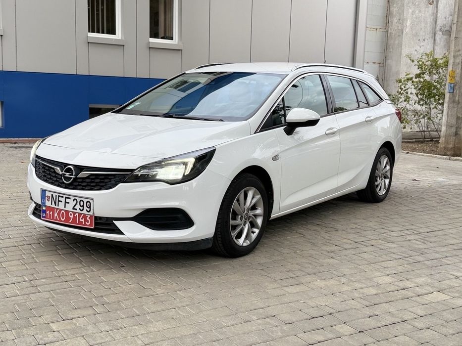 Opel Astra K 2021 року, 1.5 диз не фарбована в супер стані