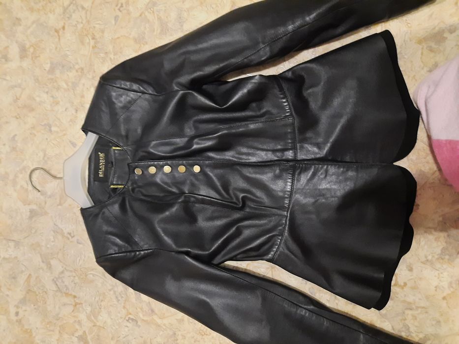 Продам куртка кожа