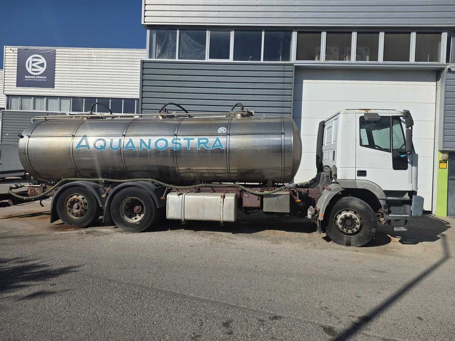 Camião cisterna inox Iveco Eurotech Cursor 390cv 6x2 15.000 L