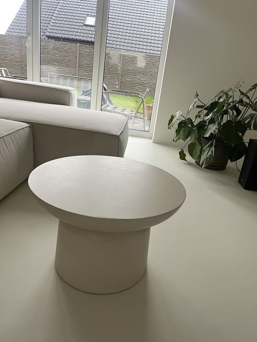 Stolik kawowy kamień cement beżowy Westwing Jysk