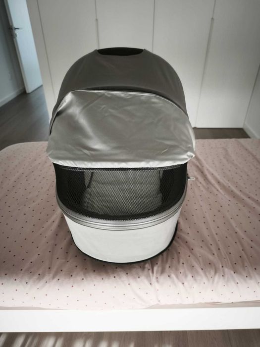 Alcofa Cybex - Modelo Mios Lux 2025 Soho Grey